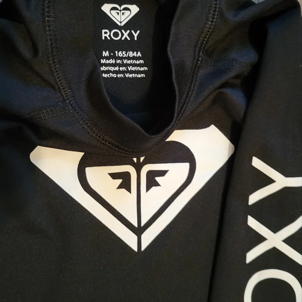 ROXY - Picture 4 of 4